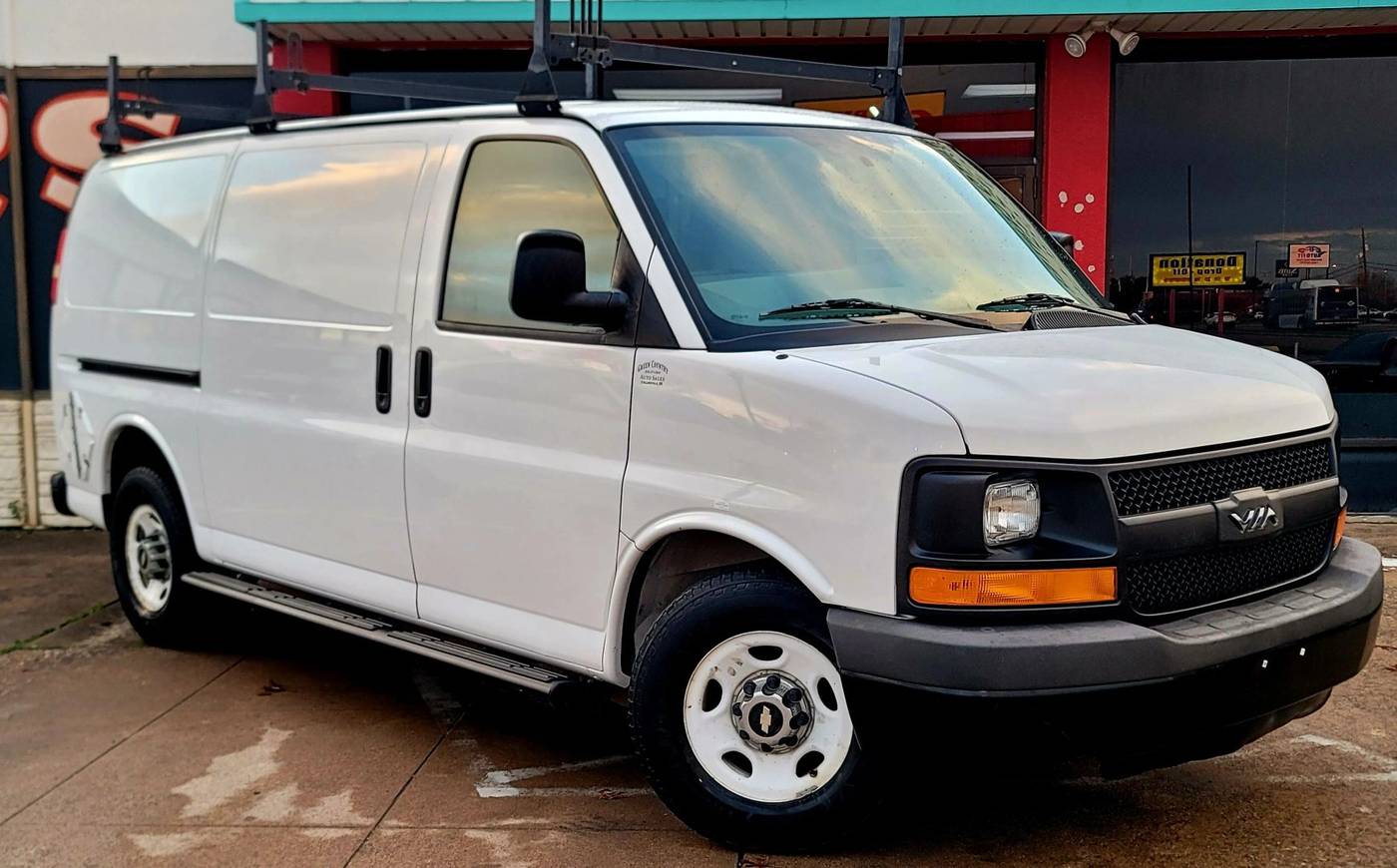 2014 Chevrolet Express Cargo Van Base