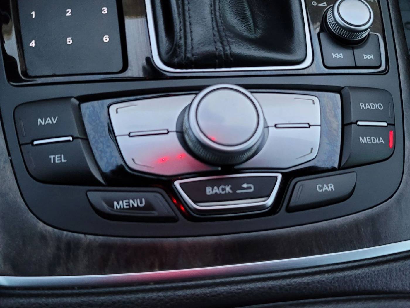 Photo 33