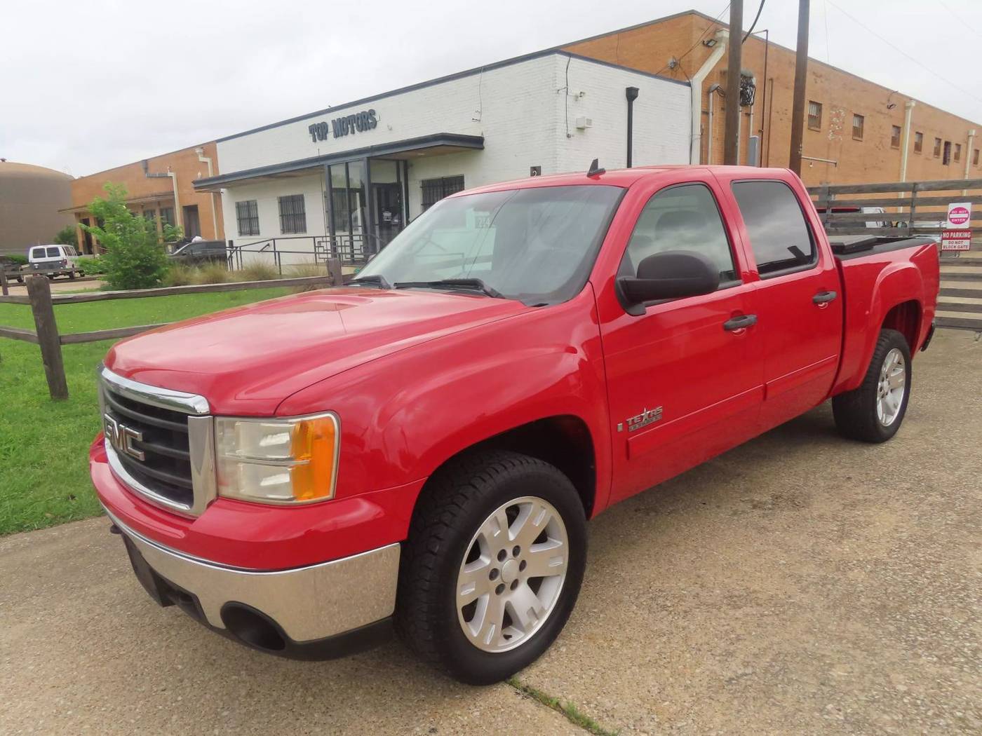 2007 GMC Sierra 1500 SLE1 — Pickup Truck — 213,348 mi — Dallas, TX