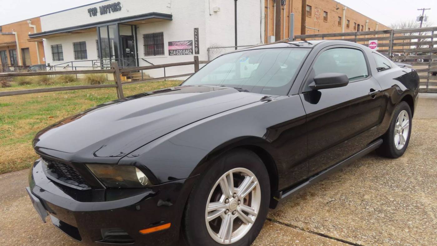 2011 Ford Mustang V6 — Coupe — 150,590 mi — Dallas, TX
