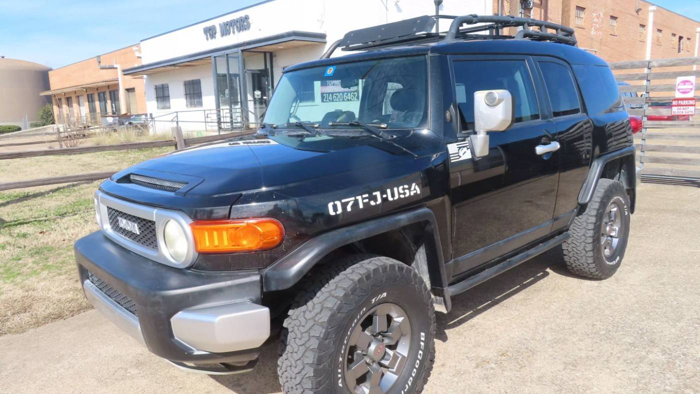 Used Toyota FJ Cruiser for Sale Under $5,000 - iSeeCars.com