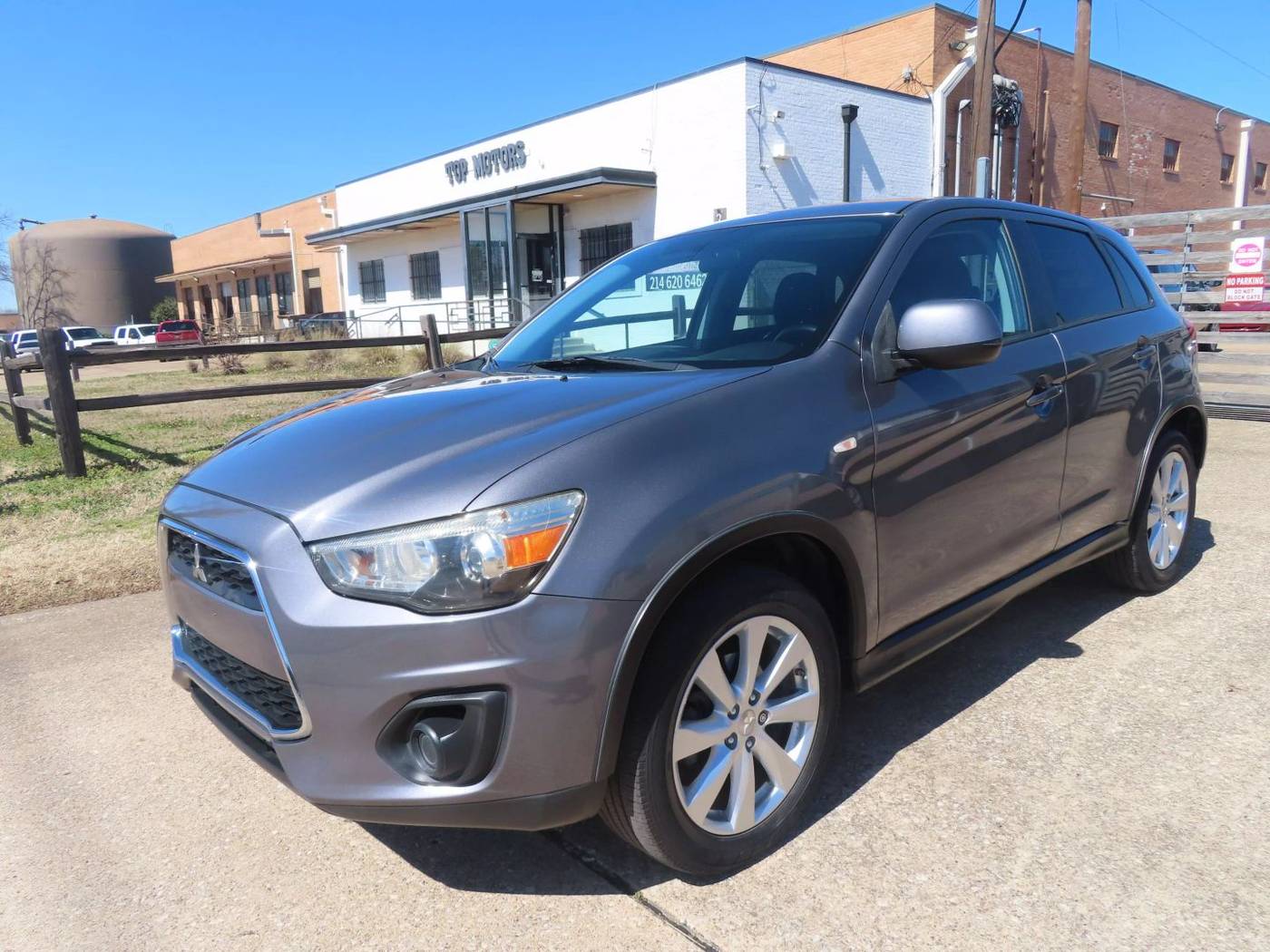 2014 Mitsubishi Outlander Sport ES — SUV — 104,162 mi — Dallas, TX