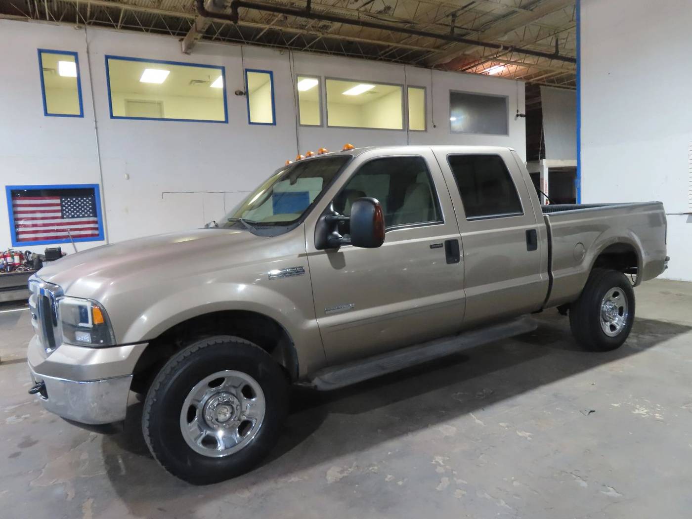 2005 Ford Super Duty F-350 King Ranch — Pickup Truck — 151,675 mi — Dallas, TX