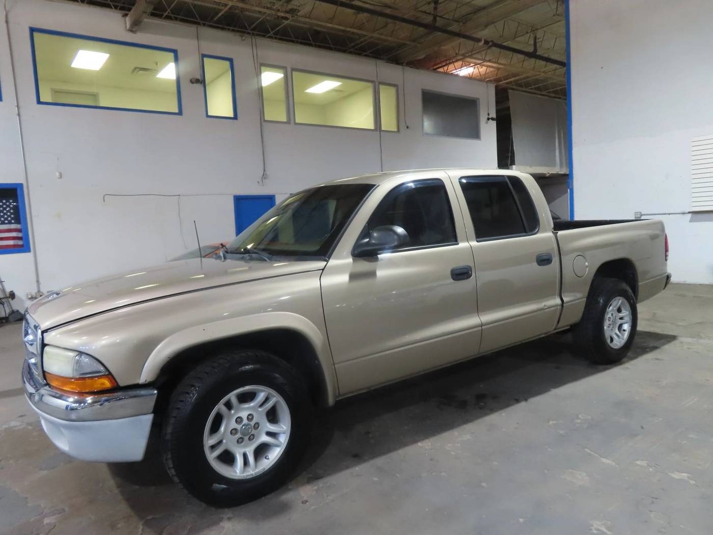 2004 Dodge Dakota SLT — Pickup Truck — 166,143 mi — Dallas, TX