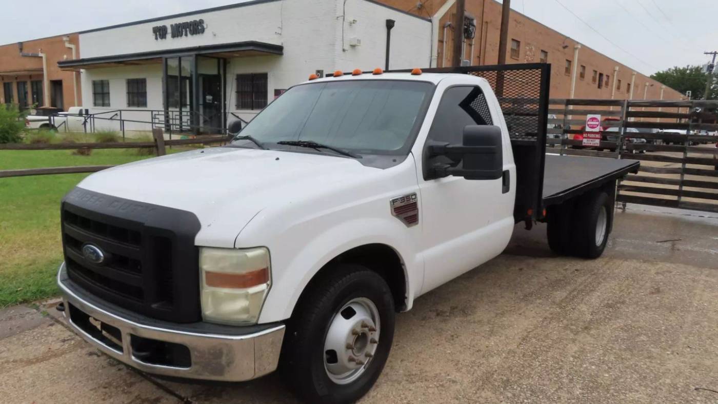 2008 Ford Super Duty F-350 Chassis Cab XL — Chassis Cab Truck — 179,406 mi — Dallas, TX