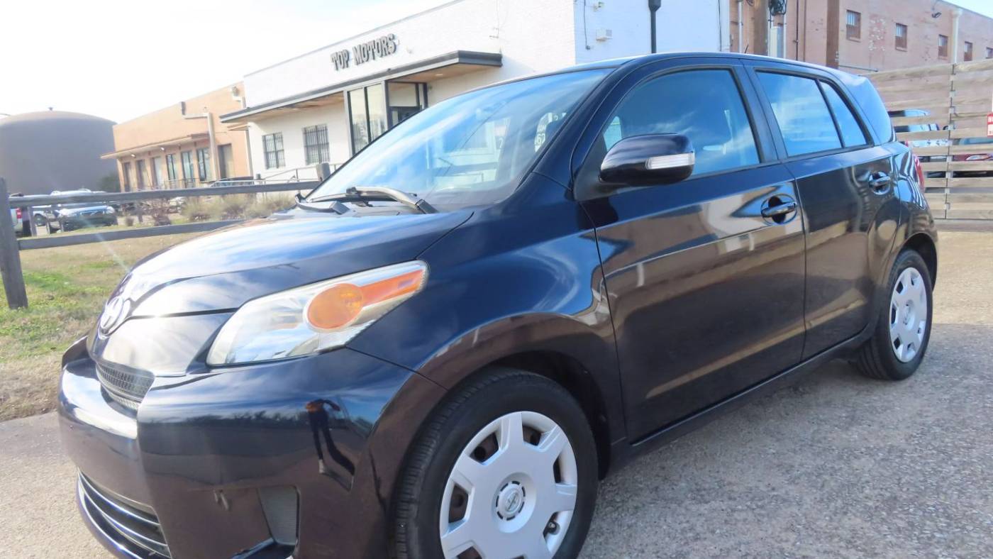 2009 Scion xD Base