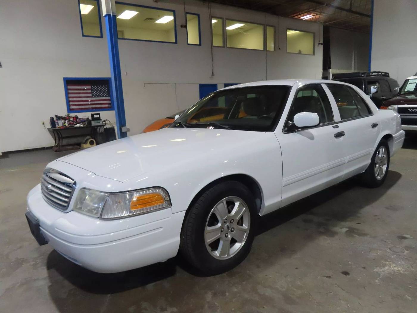 2011 Ford Crown Victoria LX — Sedan — 112,897 mi — Dallas, TX