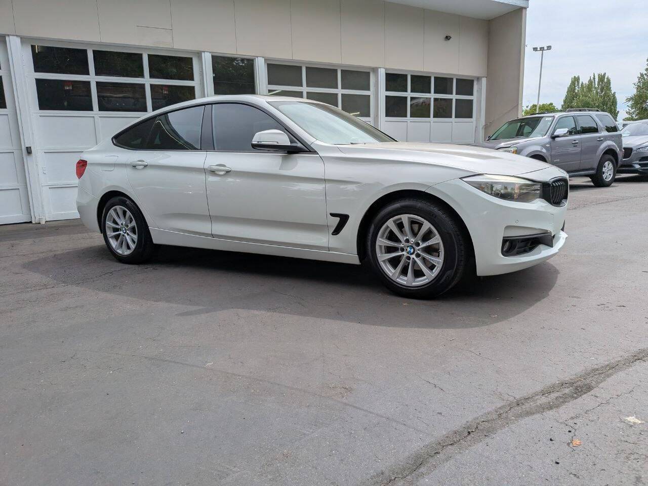 2015 BMW 3 Series 328i