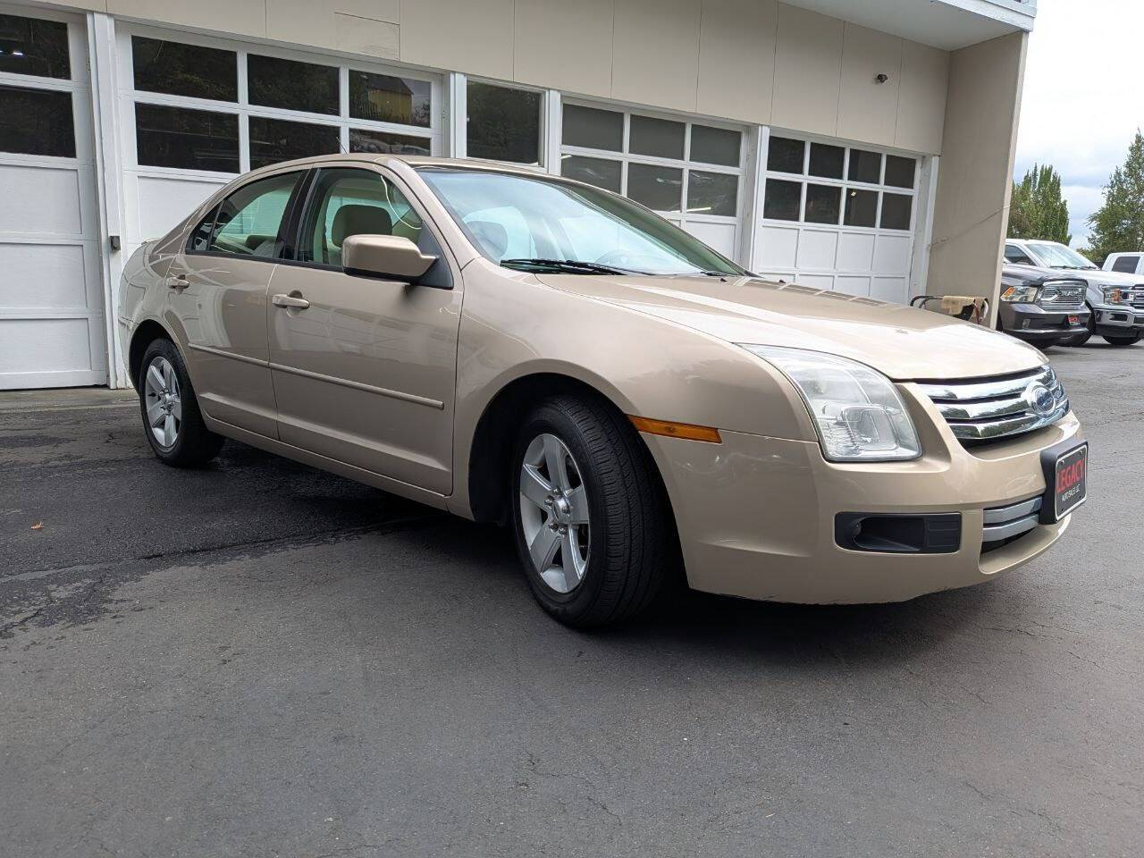 2008 Ford Fusion SE — Sedan — 76,327 mi — Seattle, WA