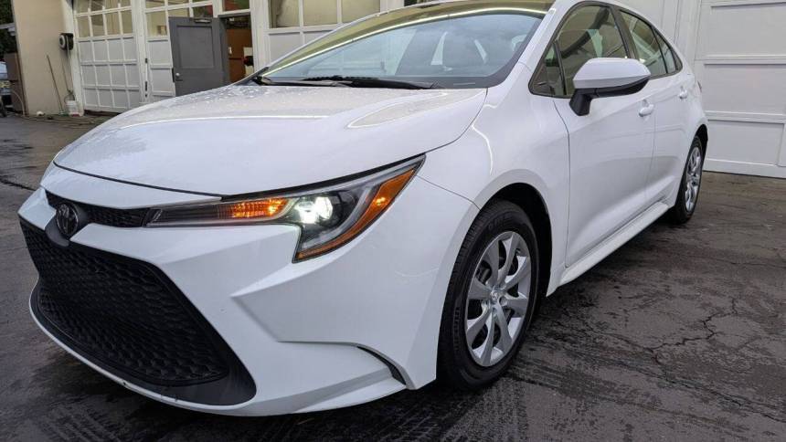 2020 Toyota Corolla LE — Sedan — 50,346 mi — Seattle, WA
