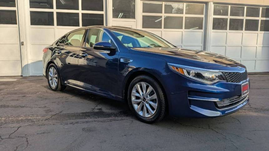 2016 Kia Optima EX — Sedan — 50,936 mi — Seattle, WA