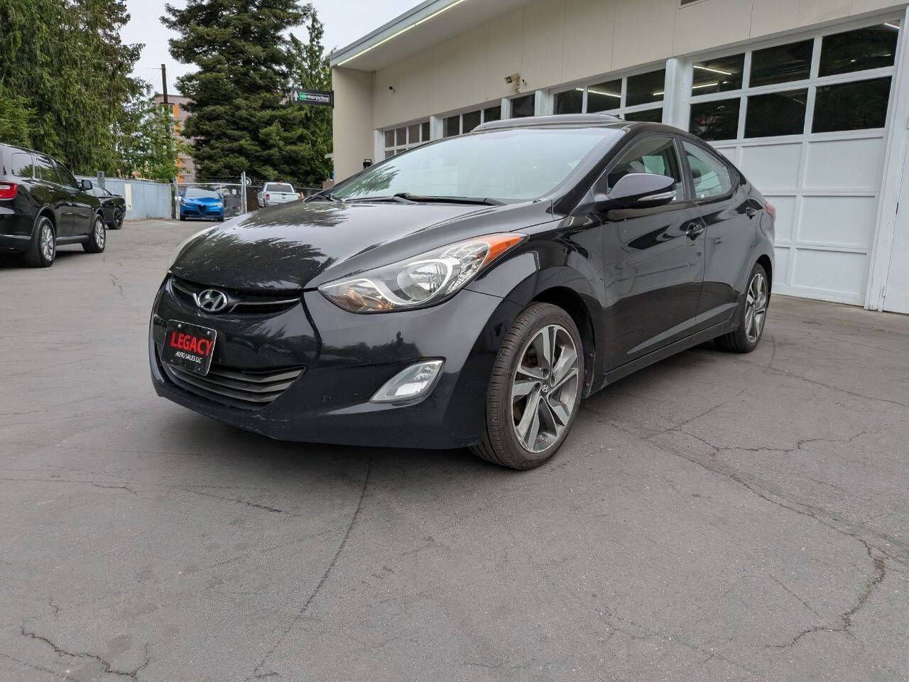 2012 Hyundai Elantra Limited — Sedan — 137,280 mi — Seattle, WA