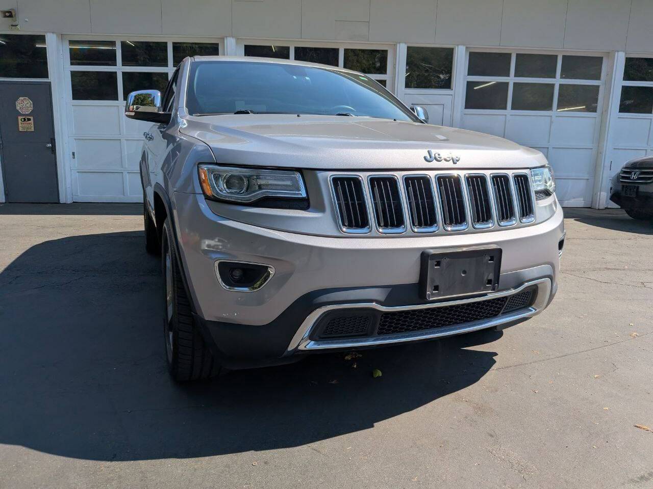 2014 Jeep Grand Cherokee Limited — SUV — 83,407 mi — Seattle, WA