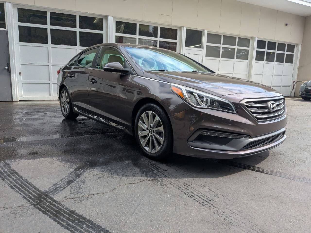 2016 Hyundai Sonata Sport — Sedan — 87,983 mi — Seattle, WA
