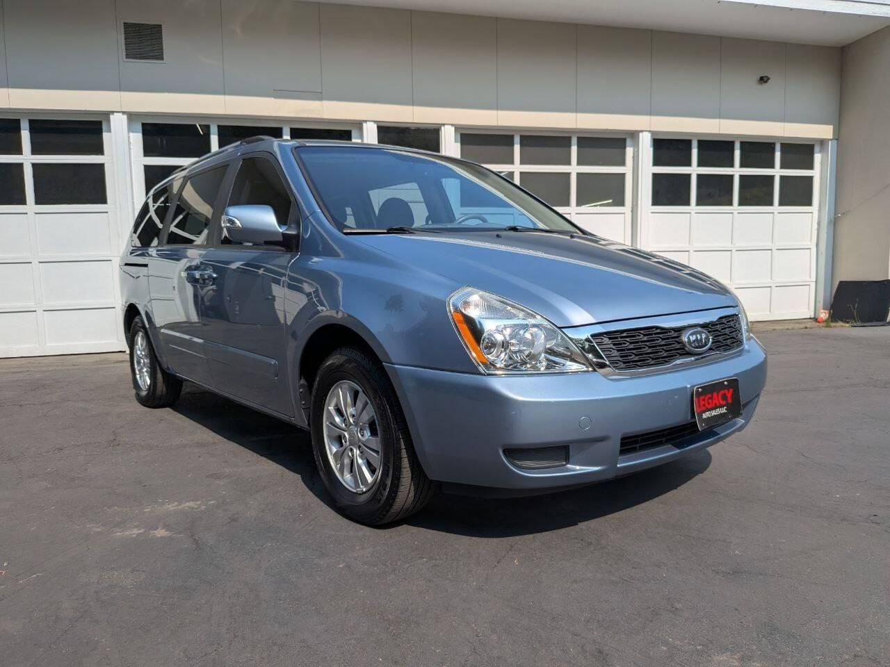 2012 Kia Sedona LX — Minivan — 88,425 mi — Seattle, WA