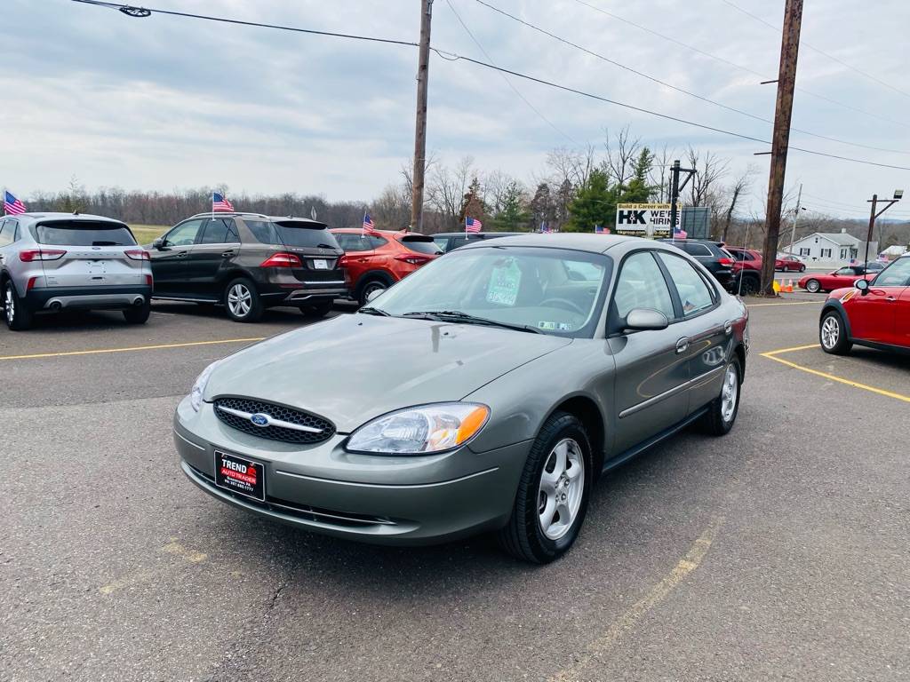 2002 Ford Taurus SES — Sedan — 75,213 mi — Quakertown, PA