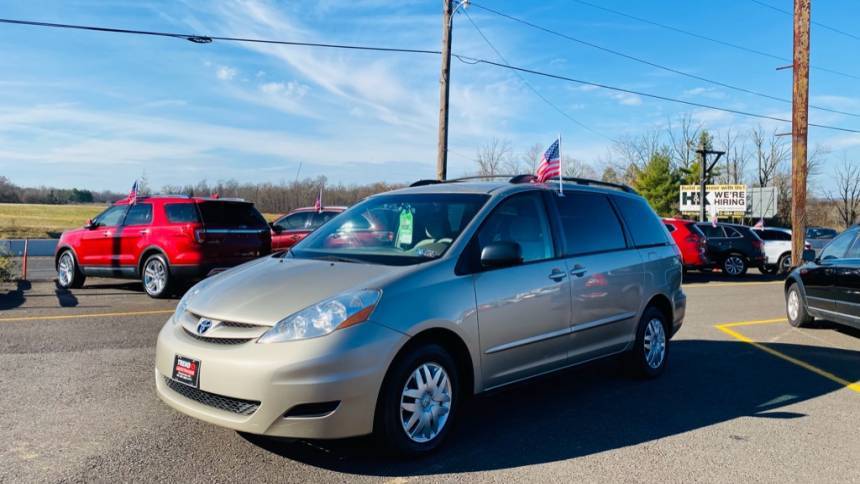 2007 Toyota Sienna CE — Minivan — 94,829 mi — Quakertown, PA