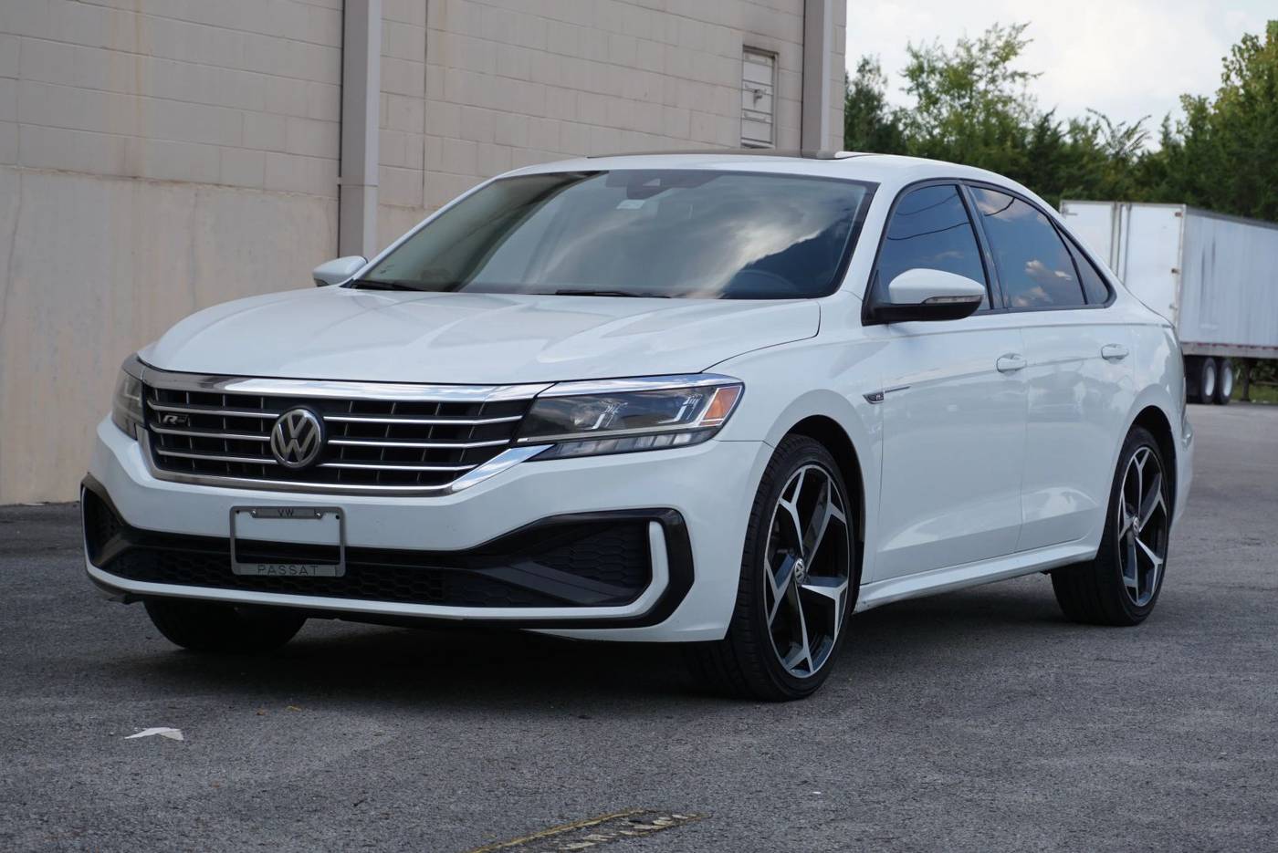 2020 Volkswagen Passat R-Line — Sedan — 134,590 mi — Smyrna, TN
