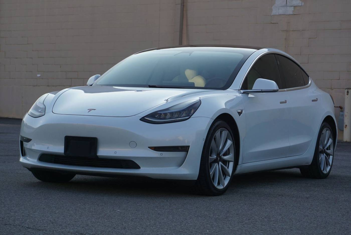 2018 Tesla Model 3 Long Range — Sedan — 107,180 mi — Smyrna, TN