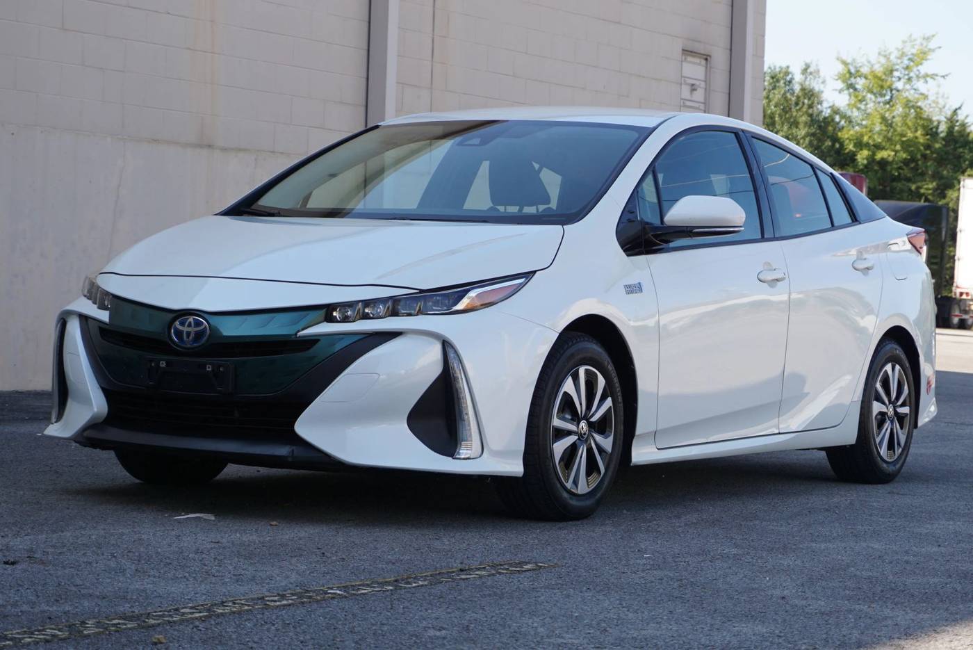 2017 Toyota Prius Prime Premium — Hatchback — 124,266 mi — Smyrna, TN