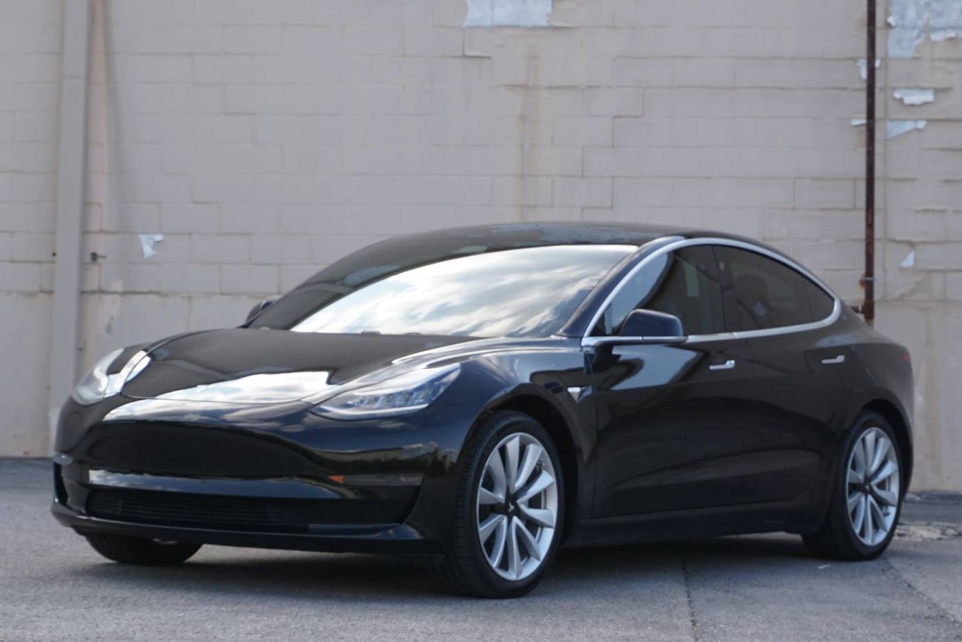 2019 Tesla Model 3 Long Range — Sedan — 86,289 mi — Smyrna, TN
