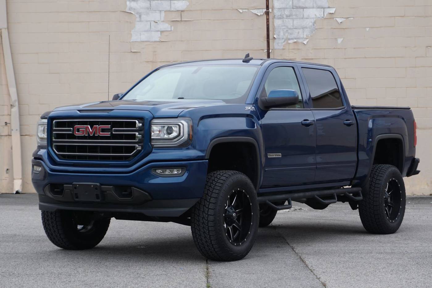 2018 GMC Sierra 1500 SLE — Pickup Truck — 114,386 mi — Smyrna, TN