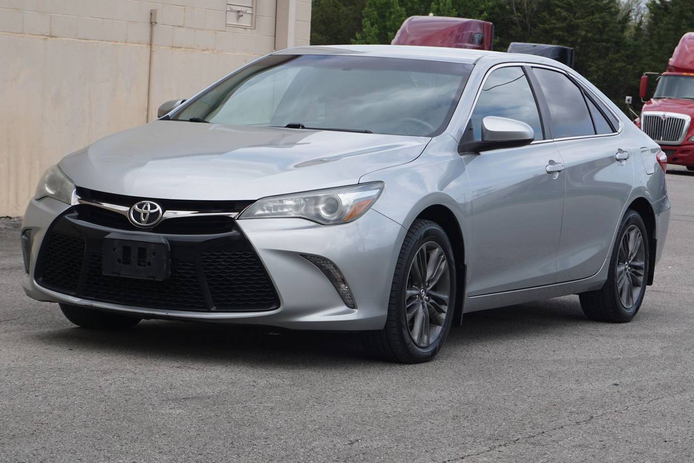 2016 Toyota Camry SE — Sedan — 157,441 mi — Smyrna, TN