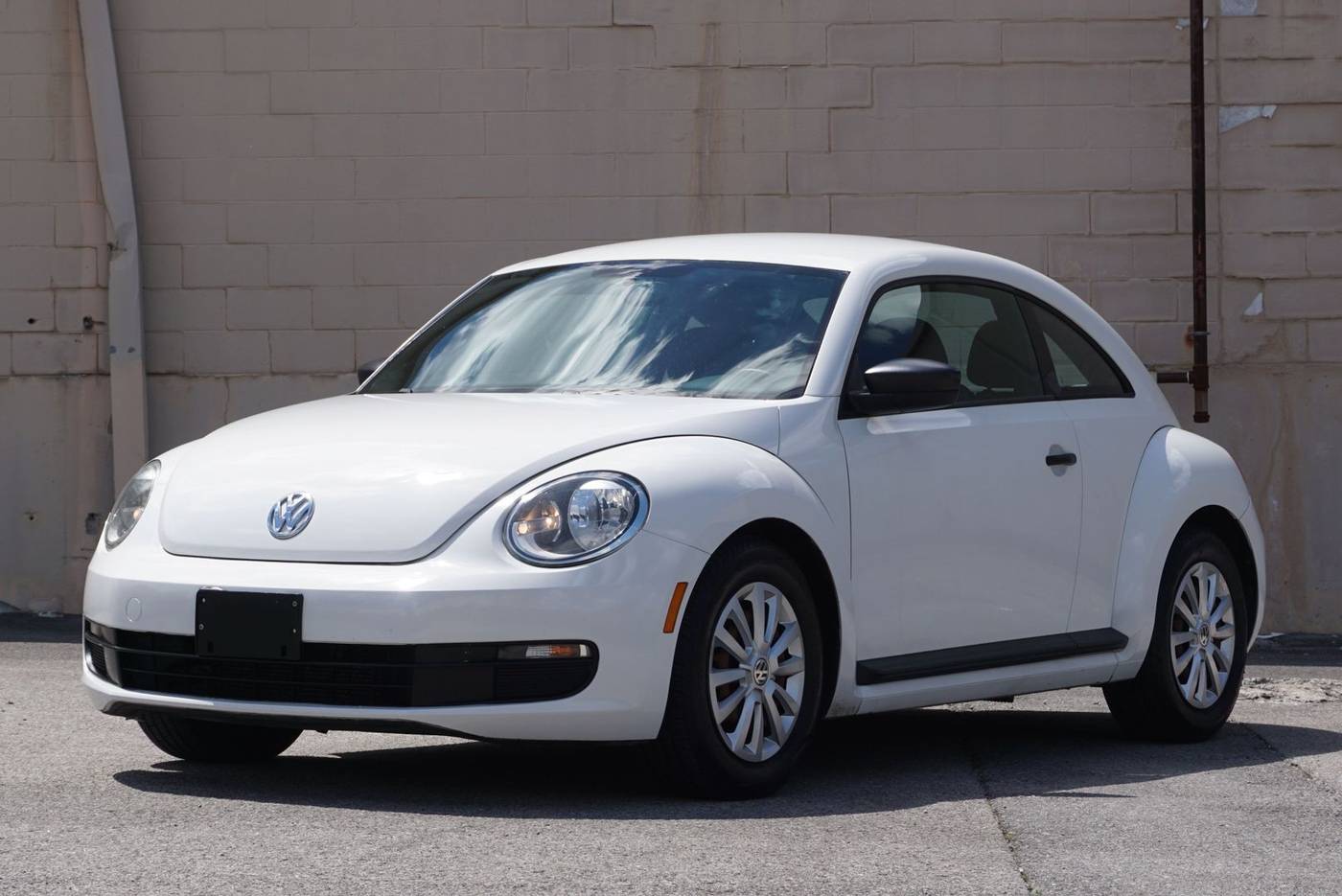 2012 Volkswagen Beetle Base — Hatchback — 105,244 mi — Smyrna, TN