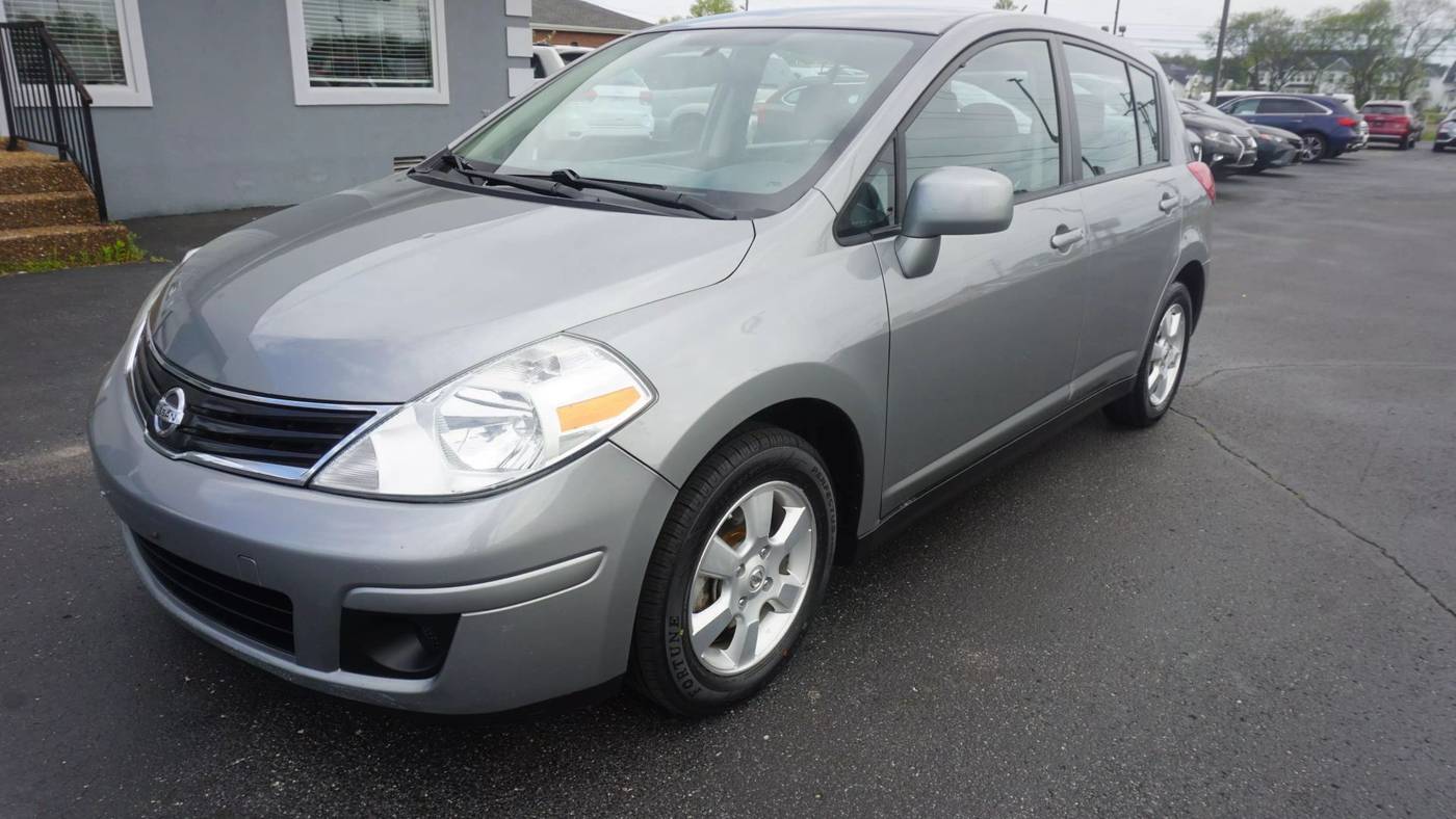 2012 Nissan Versa 1.8 S — Hatchback — 137,547 mi — Lebanon, TN