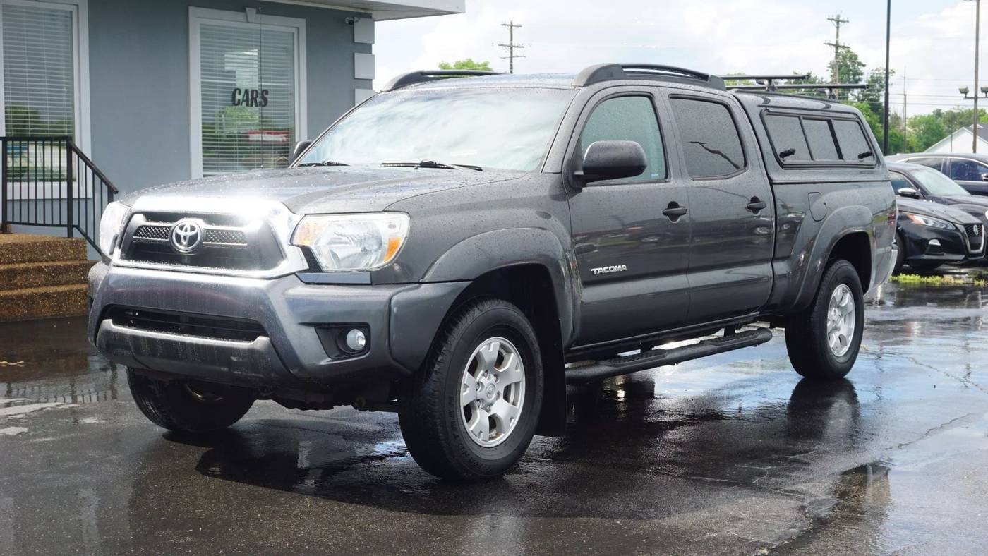 2015 Toyota Tacoma Base — Pickup Truck — 137,837 mi — Lebanon, TN