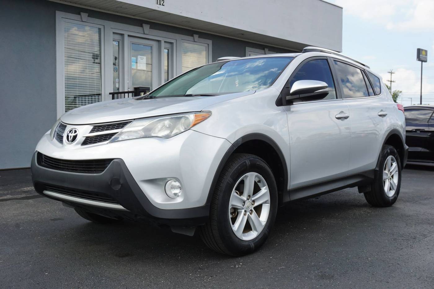 2014 Toyota RAV4 XLE — SUV — 103,105 mi — Lebanon, TN