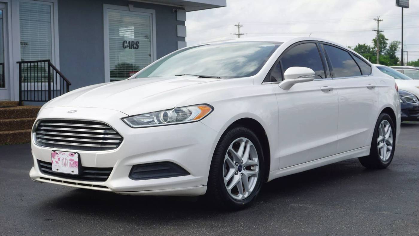 2014 Ford Fusion SE — Sedan — 124,190 mi — Lebanon, TN