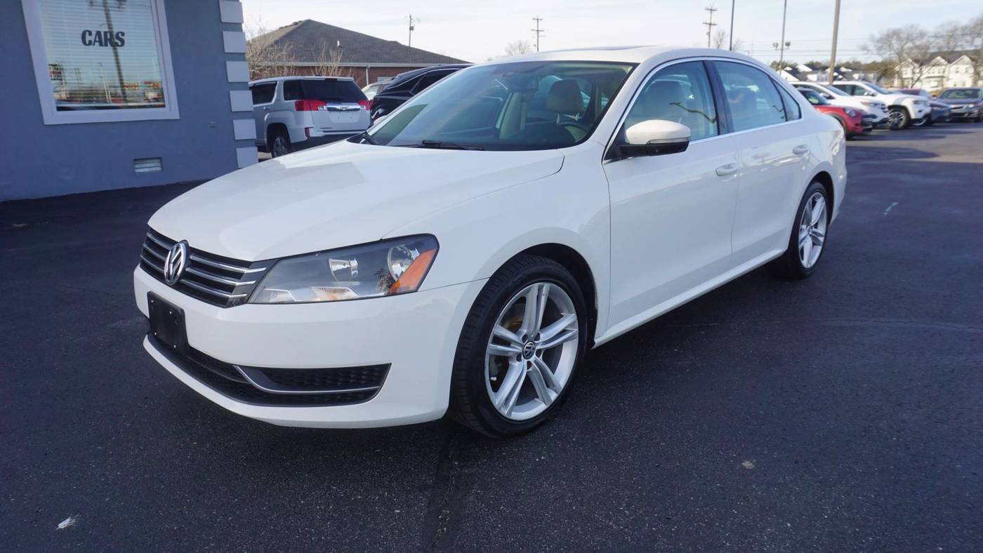 2014 Volkswagen Passat S — Sedan — 88,702 mi — Lebanon, TN