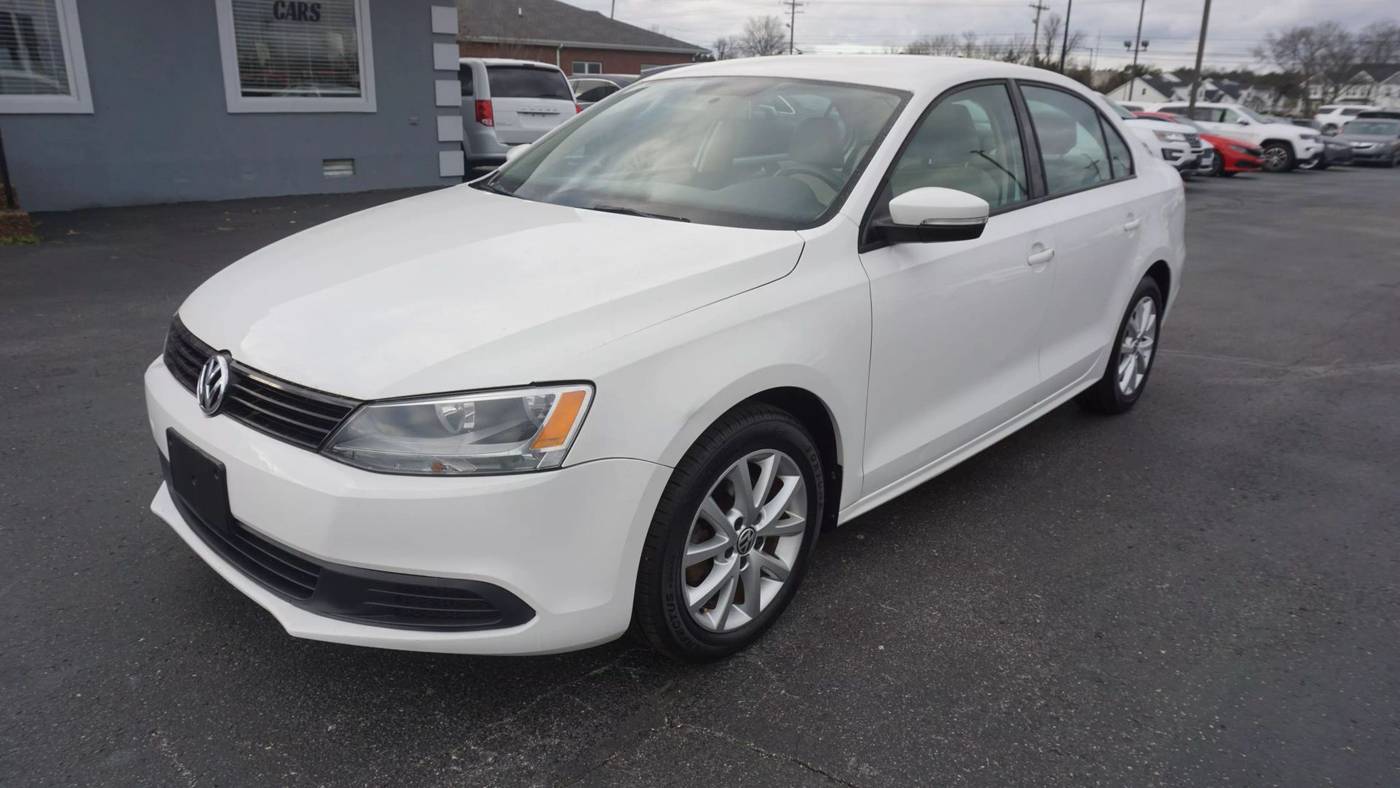 2012 Volkswagen Jetta SE — Sedan — 101,850 mi — Lebanon, TN