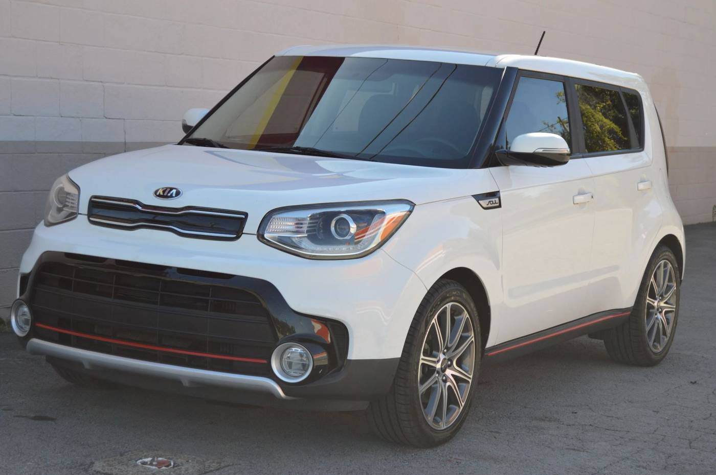 2019 Kia Soul ! — Hatchback — 137,506 mi — Clarksville, TN