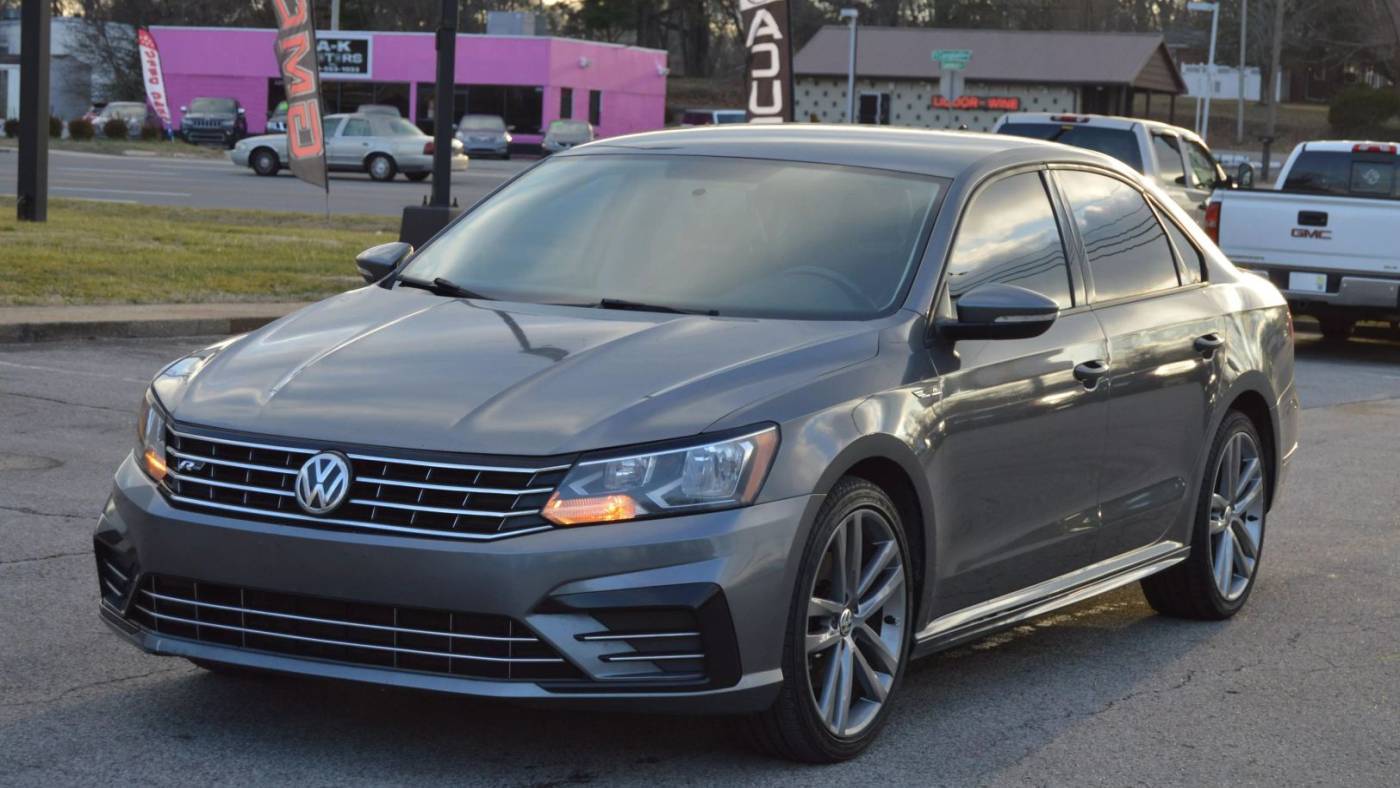 2018 Volkswagen Passat 2.0T S — Sedan — 169,642 mi — Clarksville, TN