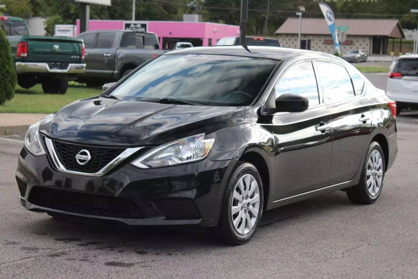 2017 Nissan Sentra SV — Sedan — 111,539 mi — Clarksville, TN