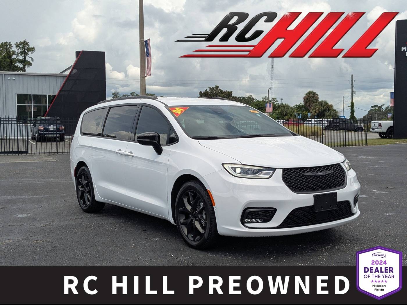 2024 Chrysler Pacifica Touring L — Minivan — 2,815 mi — Ocala, FL