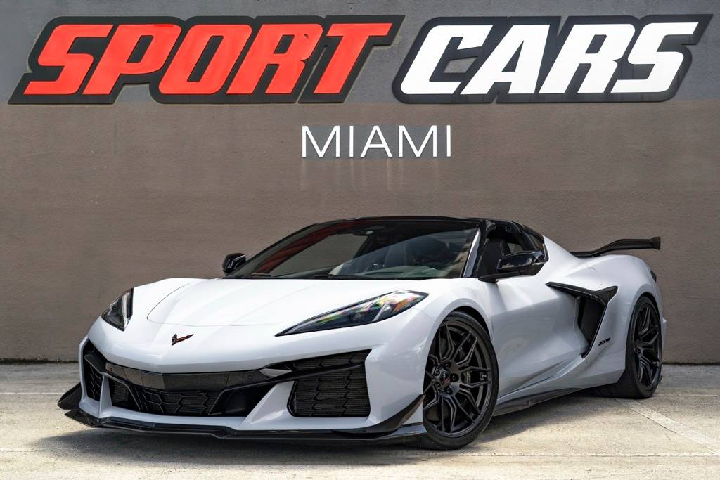 2024 Chevrolet Corvette Z06 2LZ — Coupe — 2,874 mi — Miami, FL