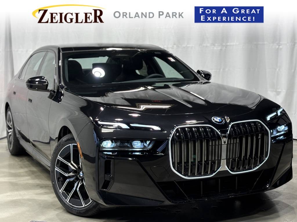 2025 BMW i7 xDrive60 — Sedan — 7 mi — Orland Park, IL