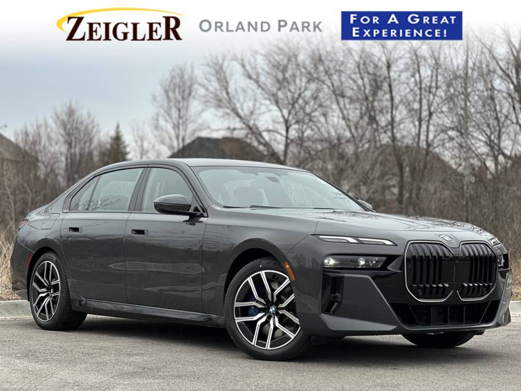 2025 BMW 7 Series 760i — Sedan — 15 mi — Orland Park, IL