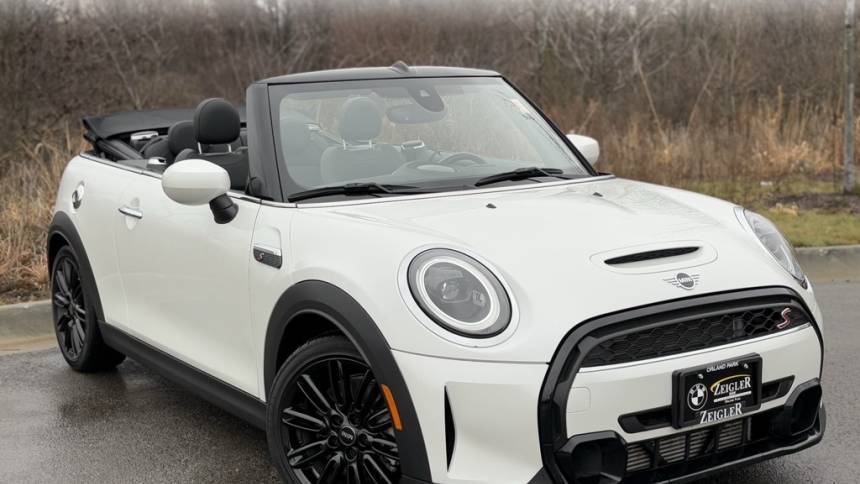 2024 MINI Convertible Cooper S — Convertible — 21,431 mi — Orland Park, IL