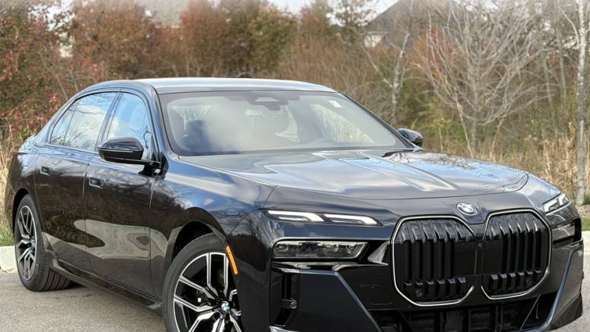 2025 BMW 7 Series 740i — Sedan — 8 mi — Orland Park, IL