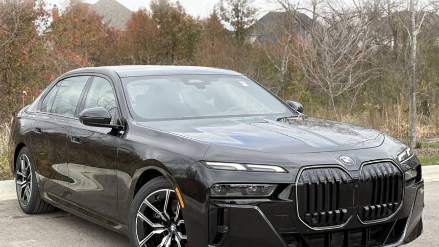 2025 BMW 7 Series 740i — Sedan — 14 mi — Orland Park, IL
