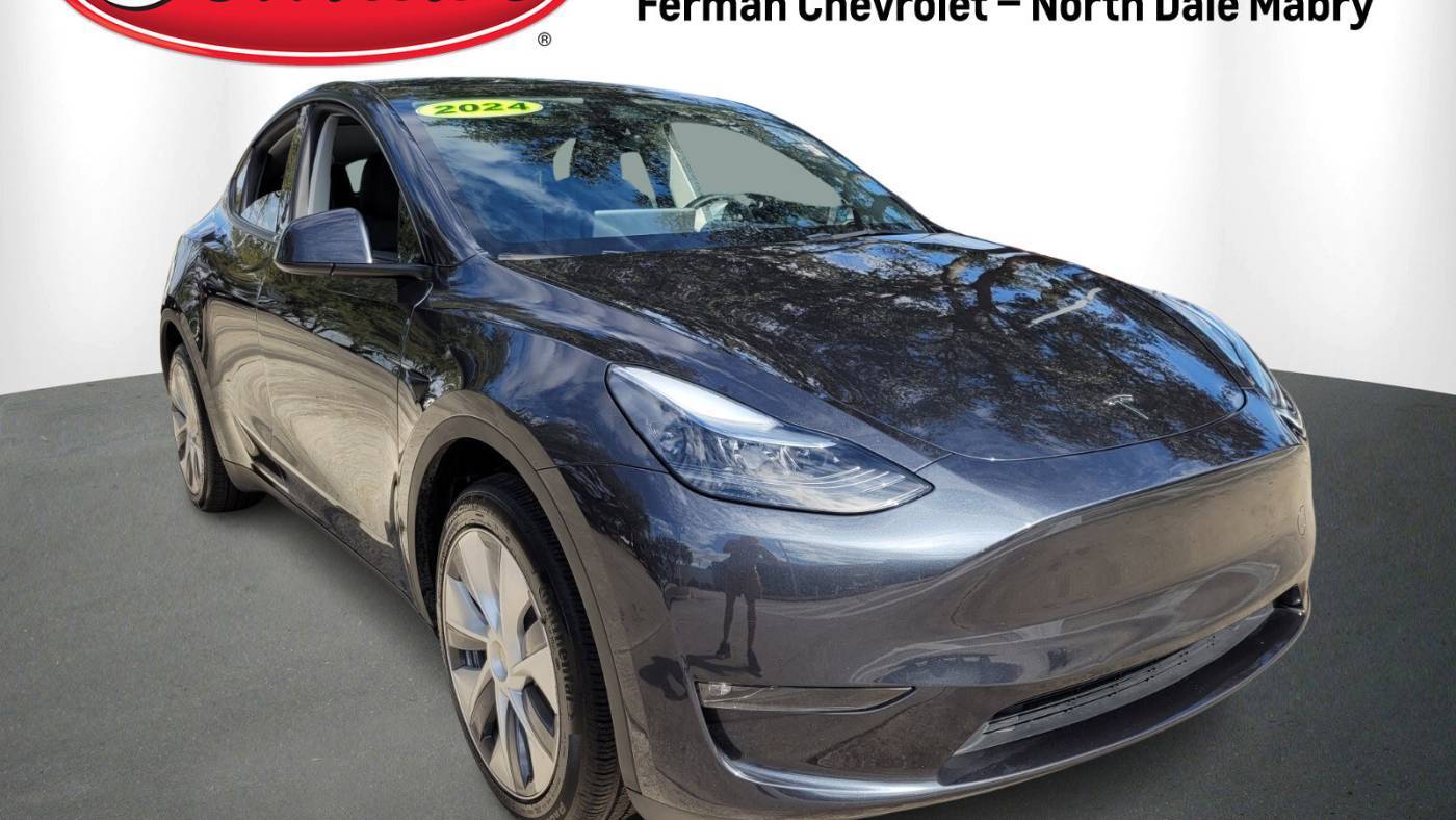 2024 Tesla Model Y Long Range — SUV — 21,298 mi — Tampa, FL