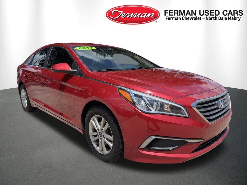 2017 Hyundai Sonata SE — Sedan — 76,695 mi — Tampa, FL