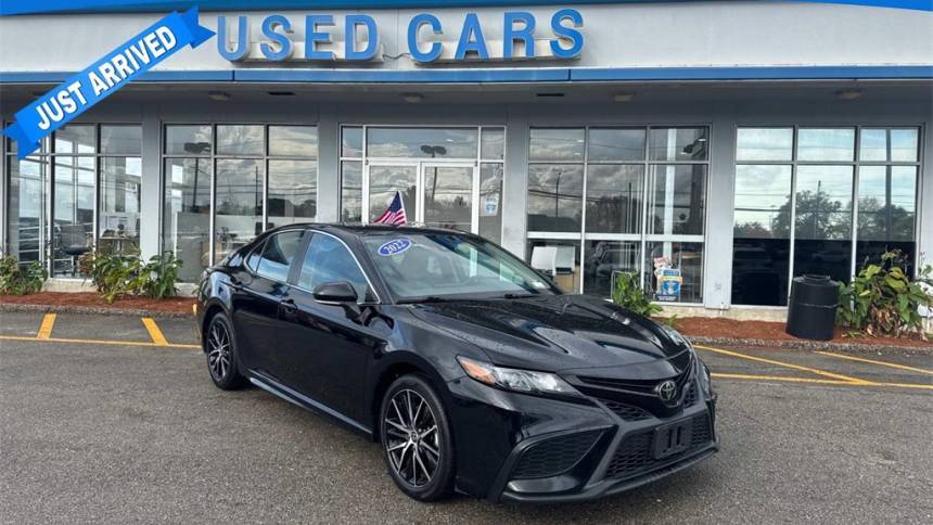 2022 Toyota Camry SE — Sedan — 65,200 mi — Kenner, LA