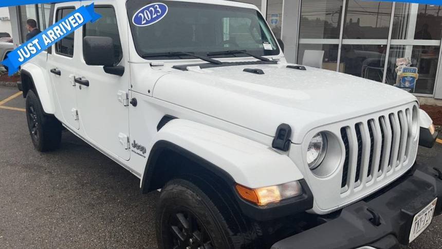 2023 Jeep Gladiator Overland — Pickup Truck — 30,784 mi — Kenner, LA