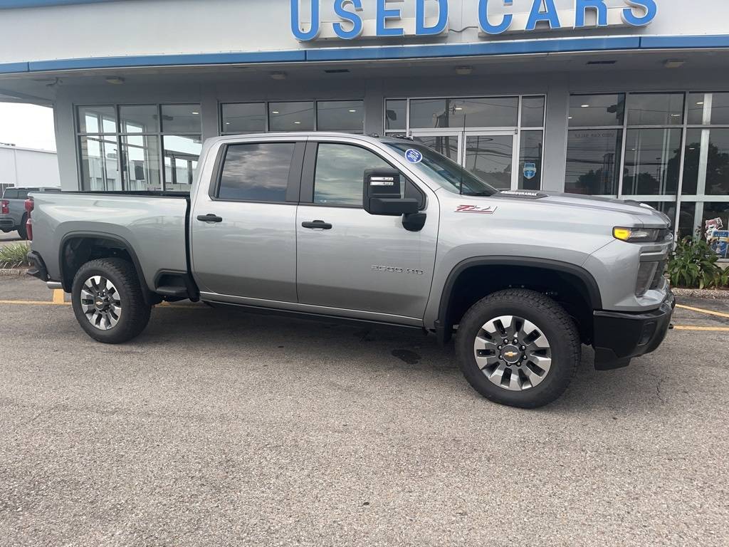2024 Chevrolet Silverado 2500HD Custom — Pickup Truck — 750 mi — Kenner, LA