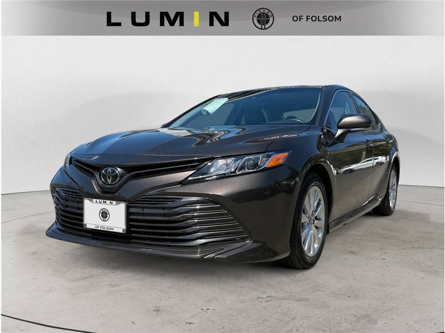 2018 Toyota Camry LE — Sedan — 25,638 mi — Folsom, CA